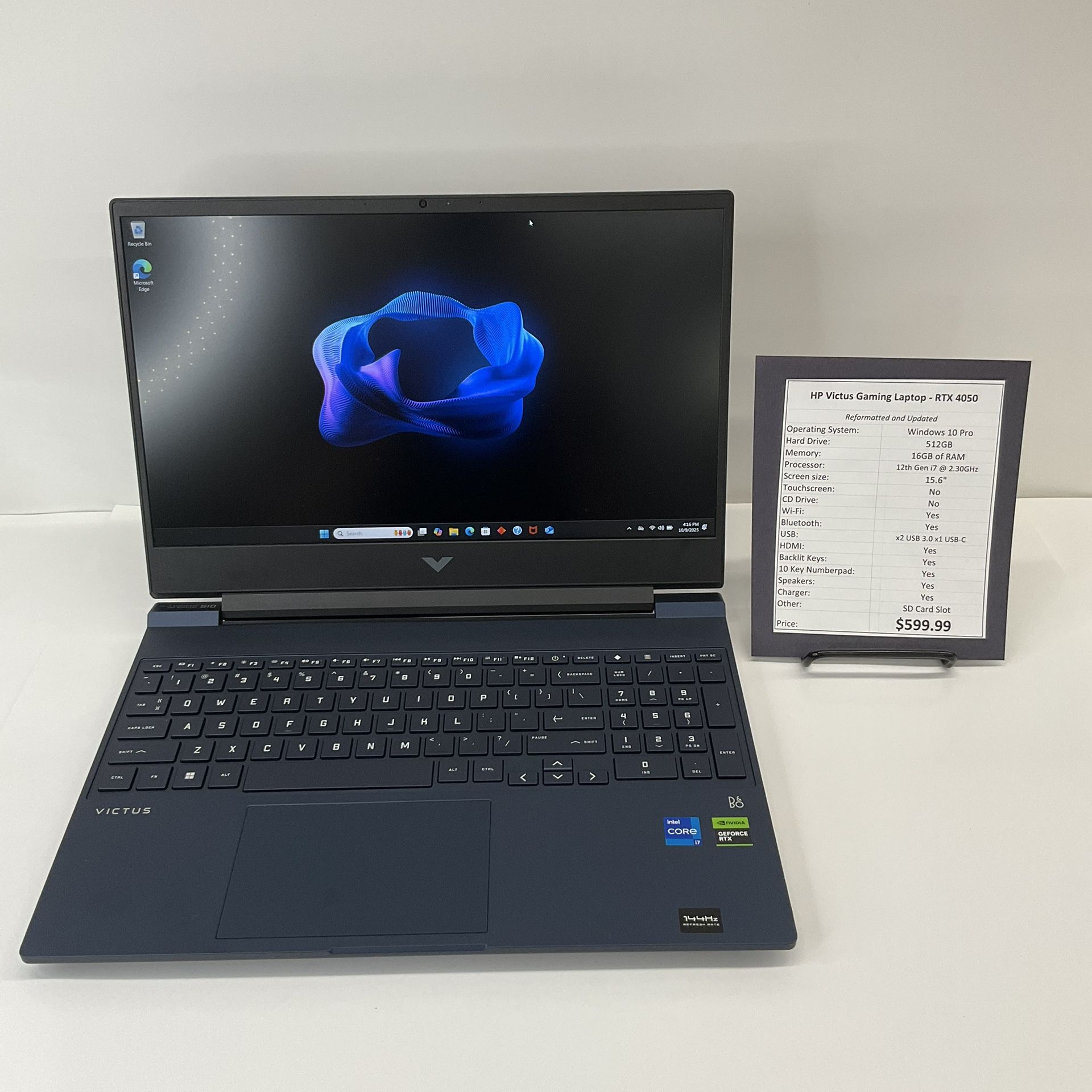 15.6” HP Victus Gaming Laptop - RTX 4050 - 16GB RAM