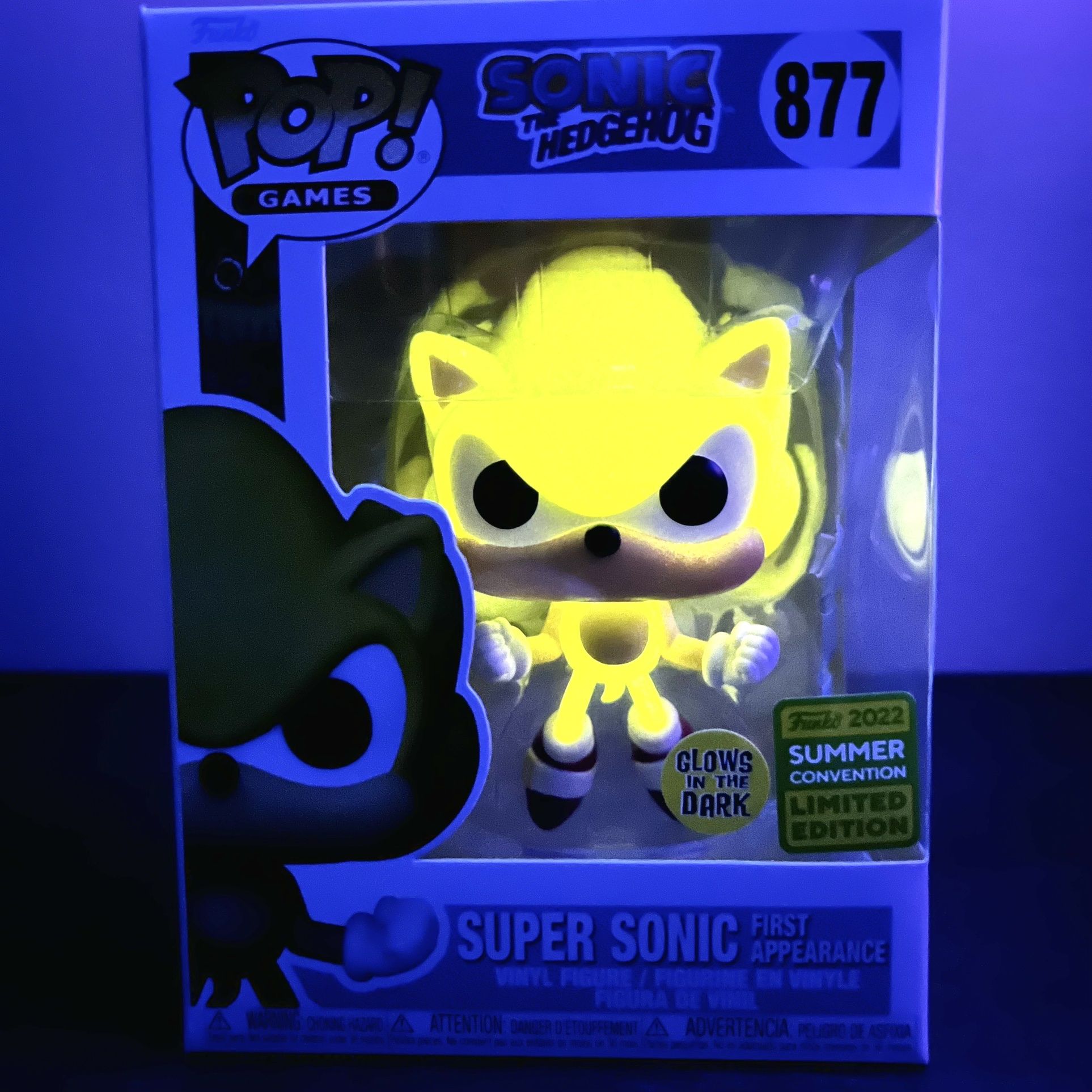 Buy Pop! Pin Super Sonic (Glow) at Funko.