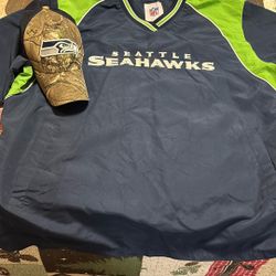 Seahawks Gear/ 1 Pullover Jacket / Plus One Fitted Camo Hat