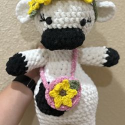 Knitted Cow