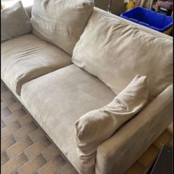 Love Seat Couch 