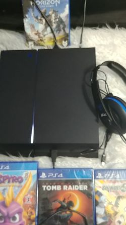 Ps4 bundle 2 games 1 Controller