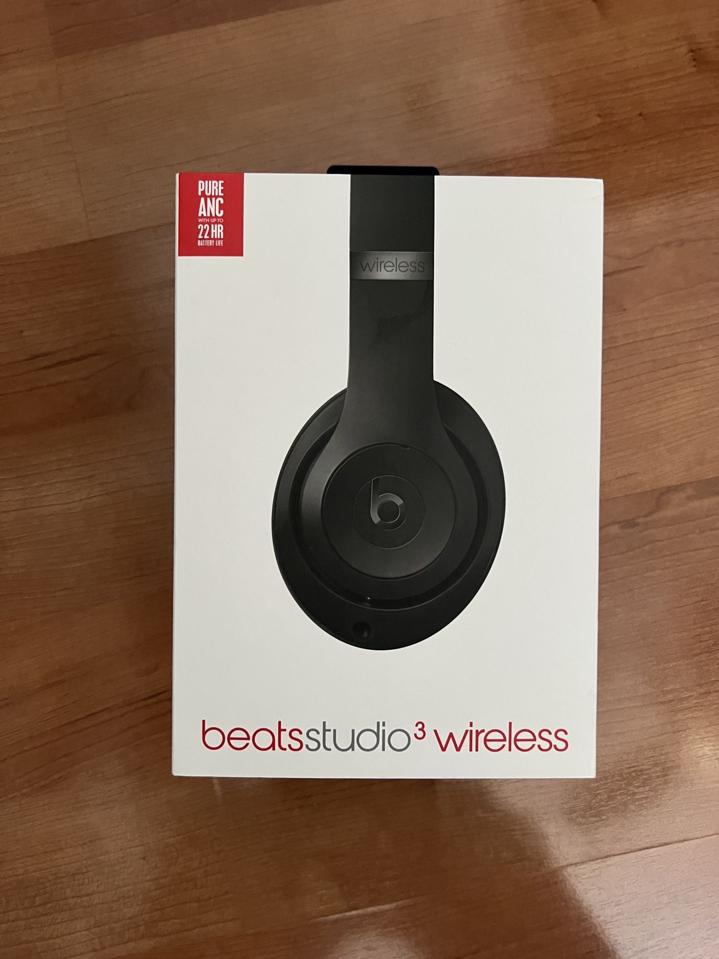 Beats by Dre Studio3 Wireless Headphones – Like New, Premium Sound!