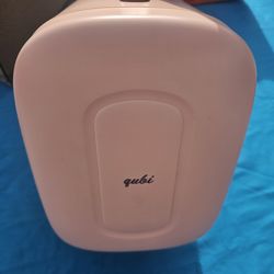 QUBI Mini Fridge, Professional Skincare Fridge, Mini Cosmetics Makeup Fridge, Compact Fridge