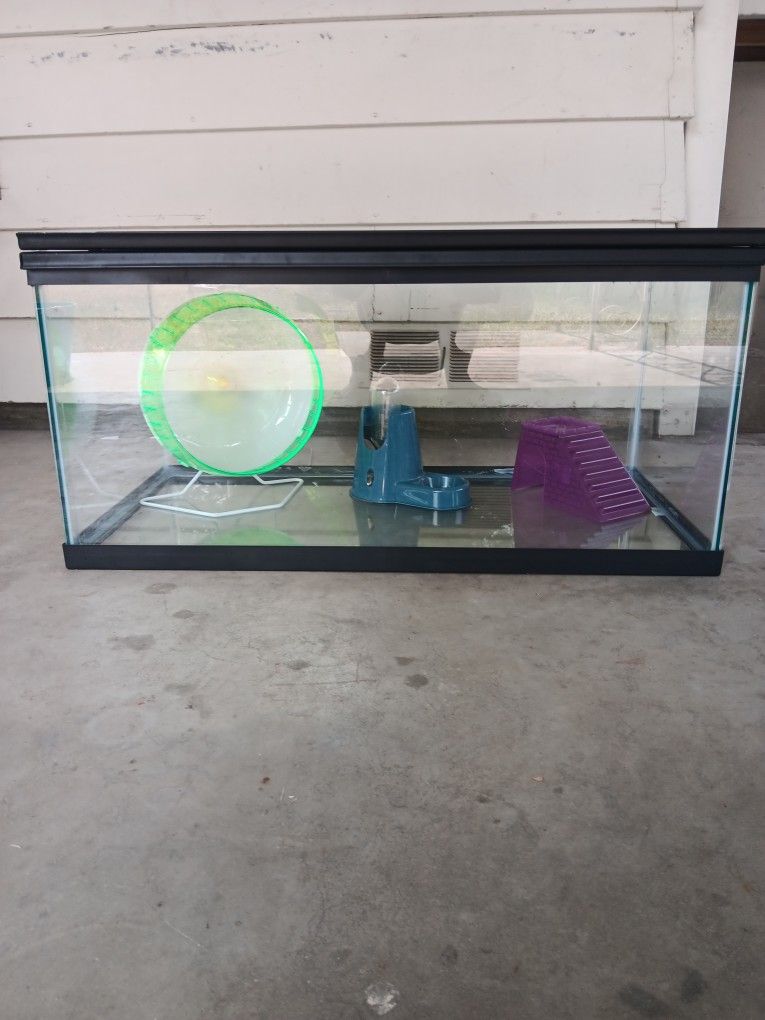 64 Gallon Fish Tank / Animal Cage
