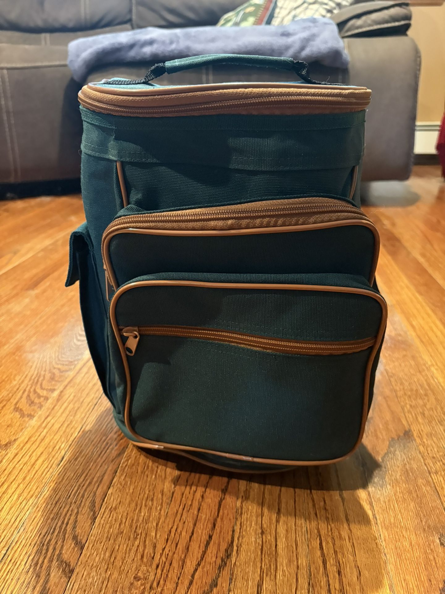 *Father’s day gift* Brand new condition vintage Totes golf cooler bag