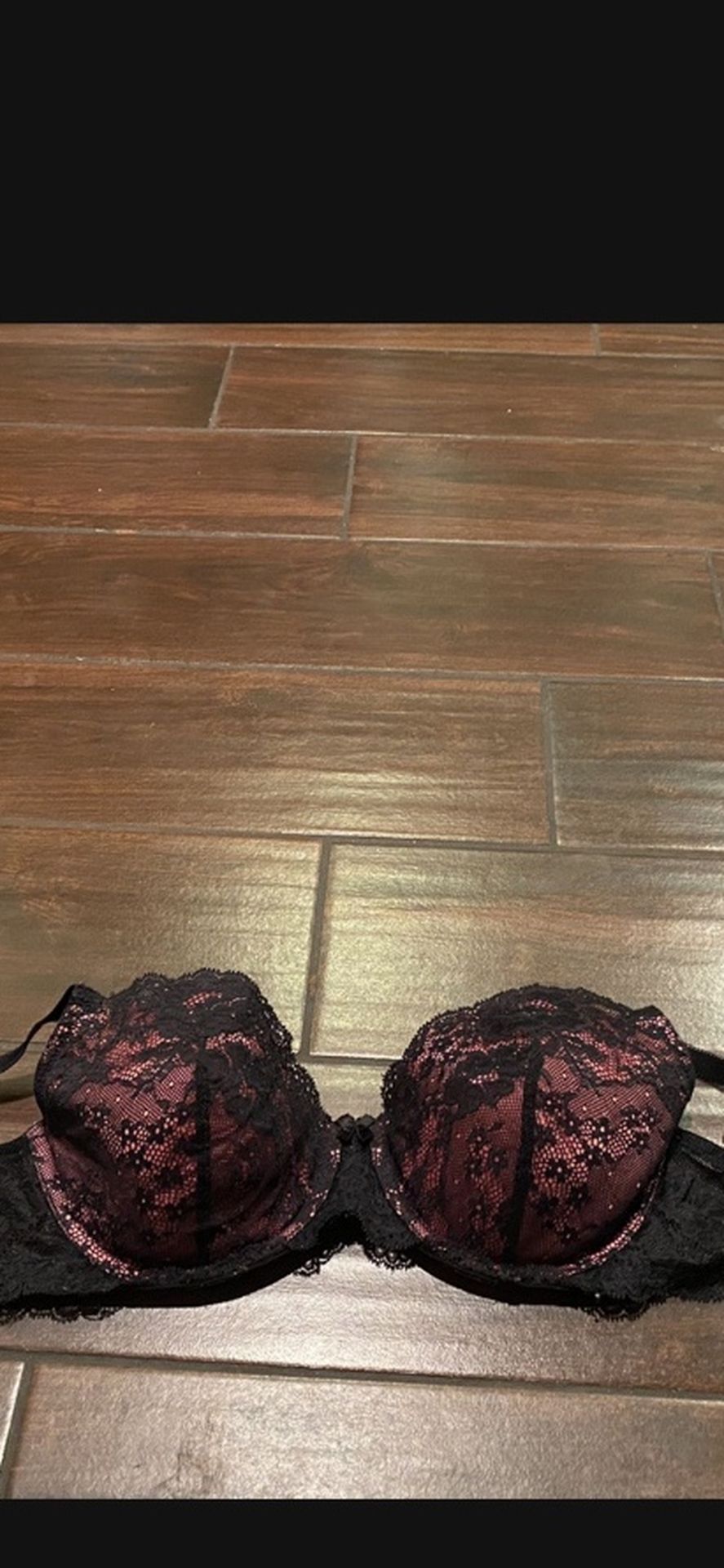 Victoria Secret Pink and Black 36 C Bra