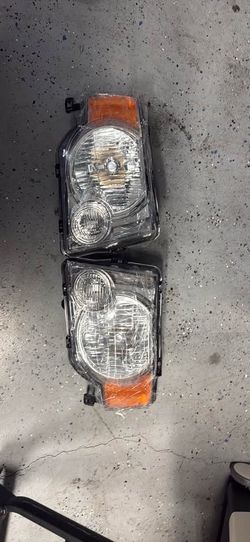 2008-2012 Ford Escape Headlight Assembly –Chrome Housing Amber Reflector Clear Lens
