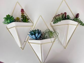 Umbra wall decor vessels -3 piece