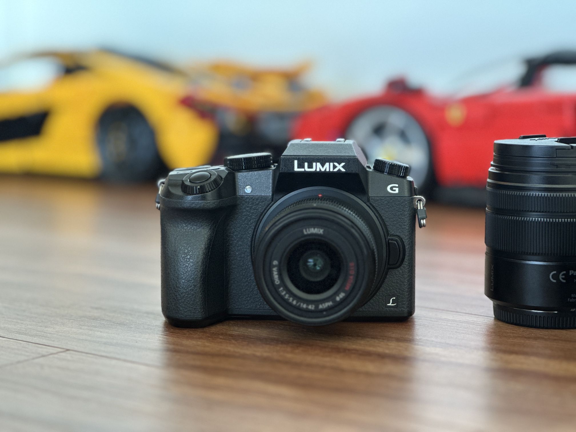 Panasonic Lumix G7 Bundle