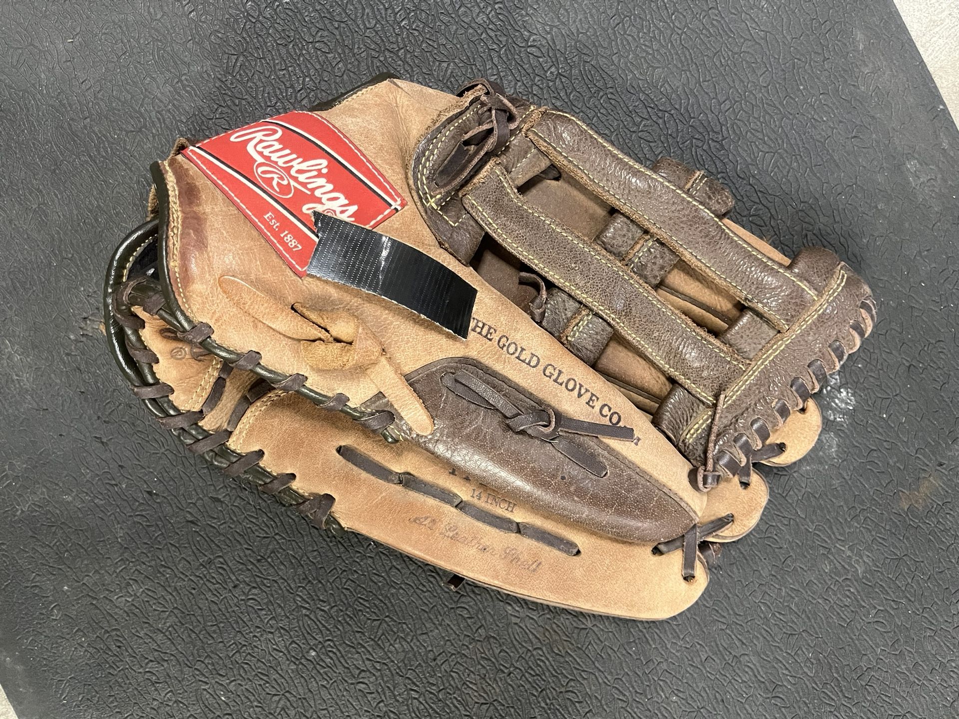 Rawlings Glove