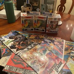 Funkos And Comics 