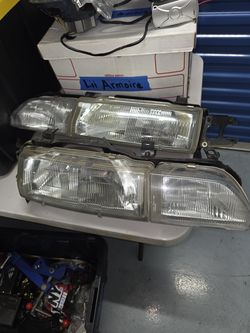 90-93 integra headlight