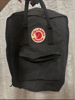 fjallraven kanken black backpack