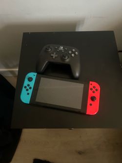 Nintendo switch + controller