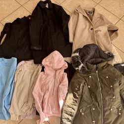 More than 200 women’s clothing