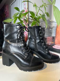 JustFab Black Lace-Up Chunky Heel Ankle Boots