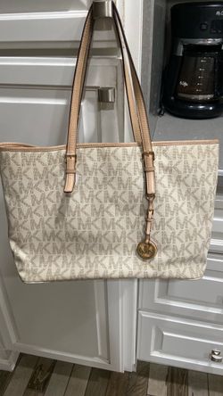 Mk purse