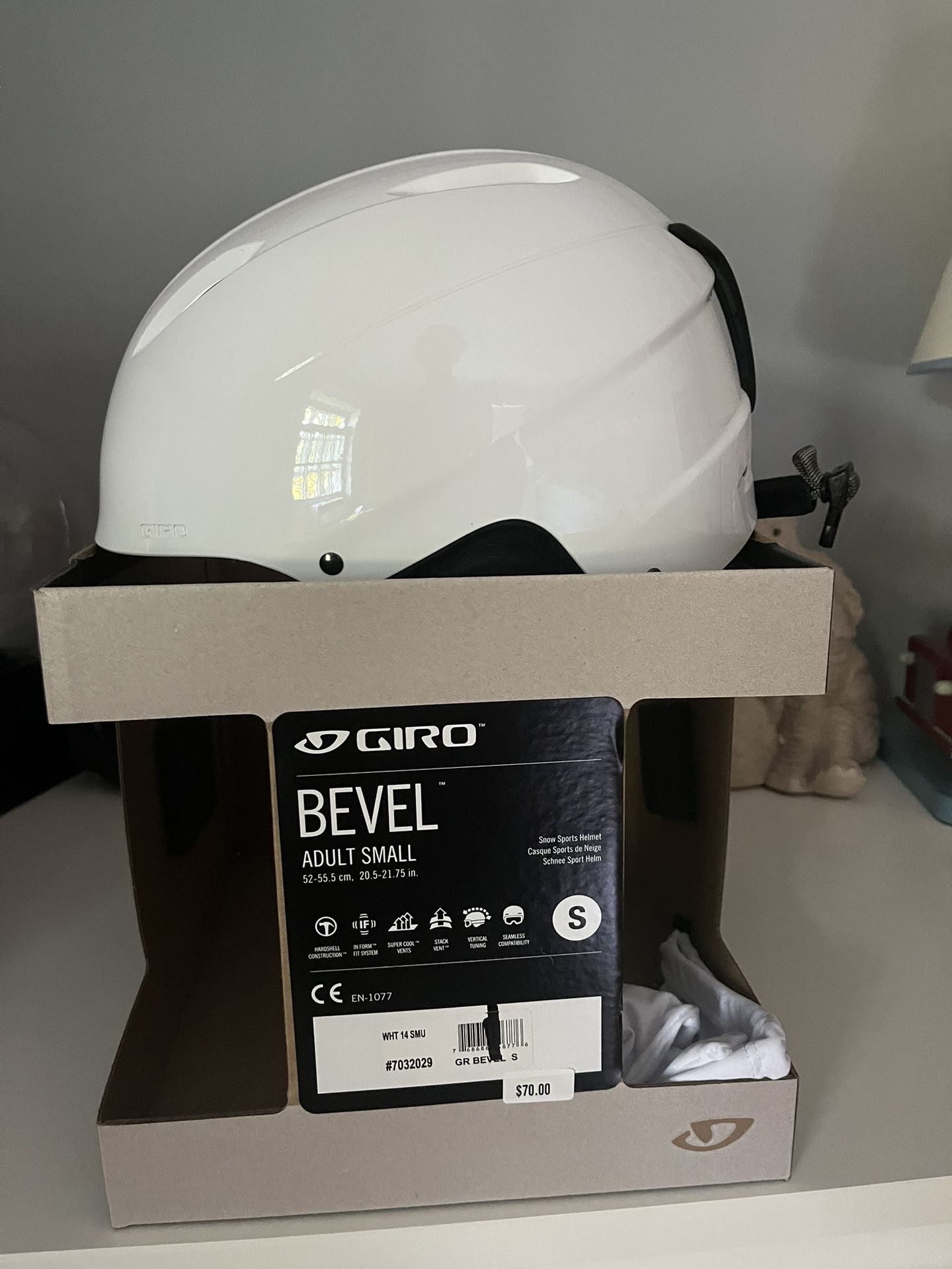 Bevel Ski Helmet
