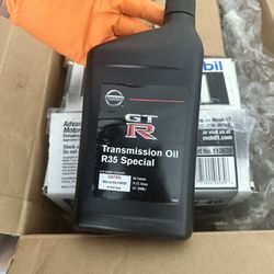 Genuine Transmission Fluid Oil for Nissan GT-R R35 1 Quart Black (999MP-GTRT00P)