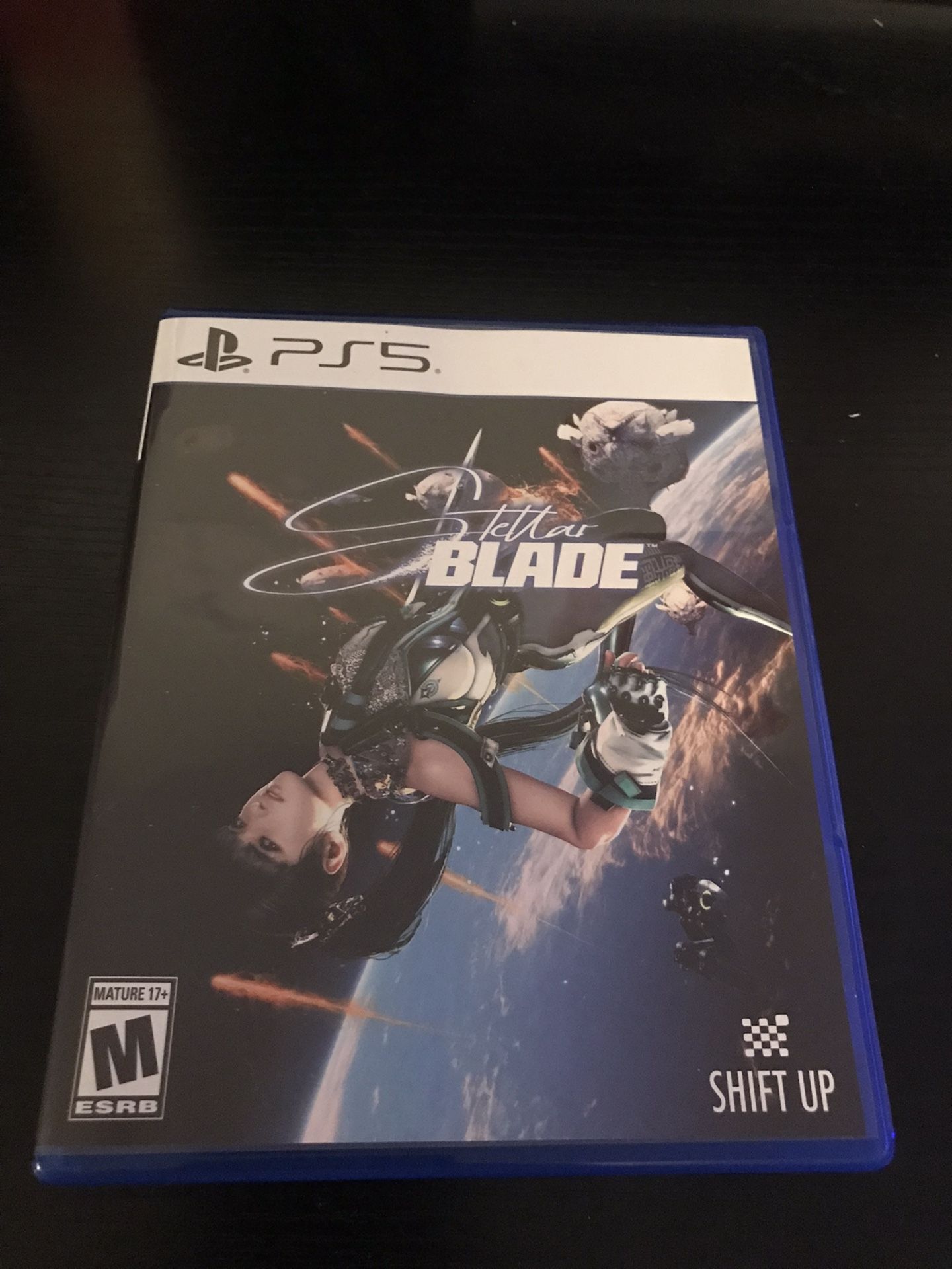 Stellar Blade PS5 LIKE NEW