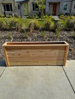 5’ Narrow Cedar Planter