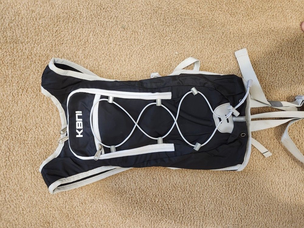 KBNI Hydration Backpack