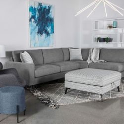 NEW Clint Modern Casual Sectional in Grey Fabric 

