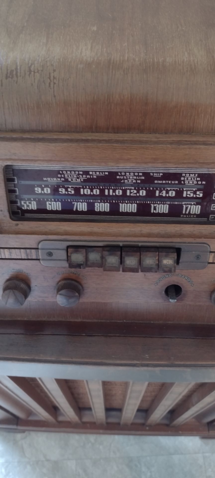 Philco 1947 Radio