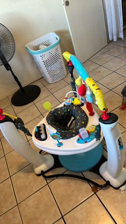 Baby bouncer