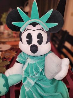 Minnie Mouse Statue of Liberty Plush