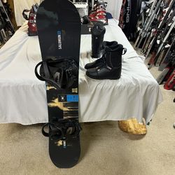 Salomon Snowboard Package With Boots And Bindings 