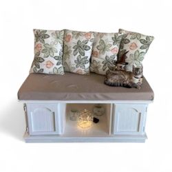 Storage Bench With Cushion and Seasonal Pillows