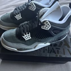 JORDAN 4 RETRO FEAR