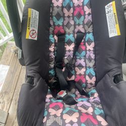 Baby Trend Girl Car Seat 