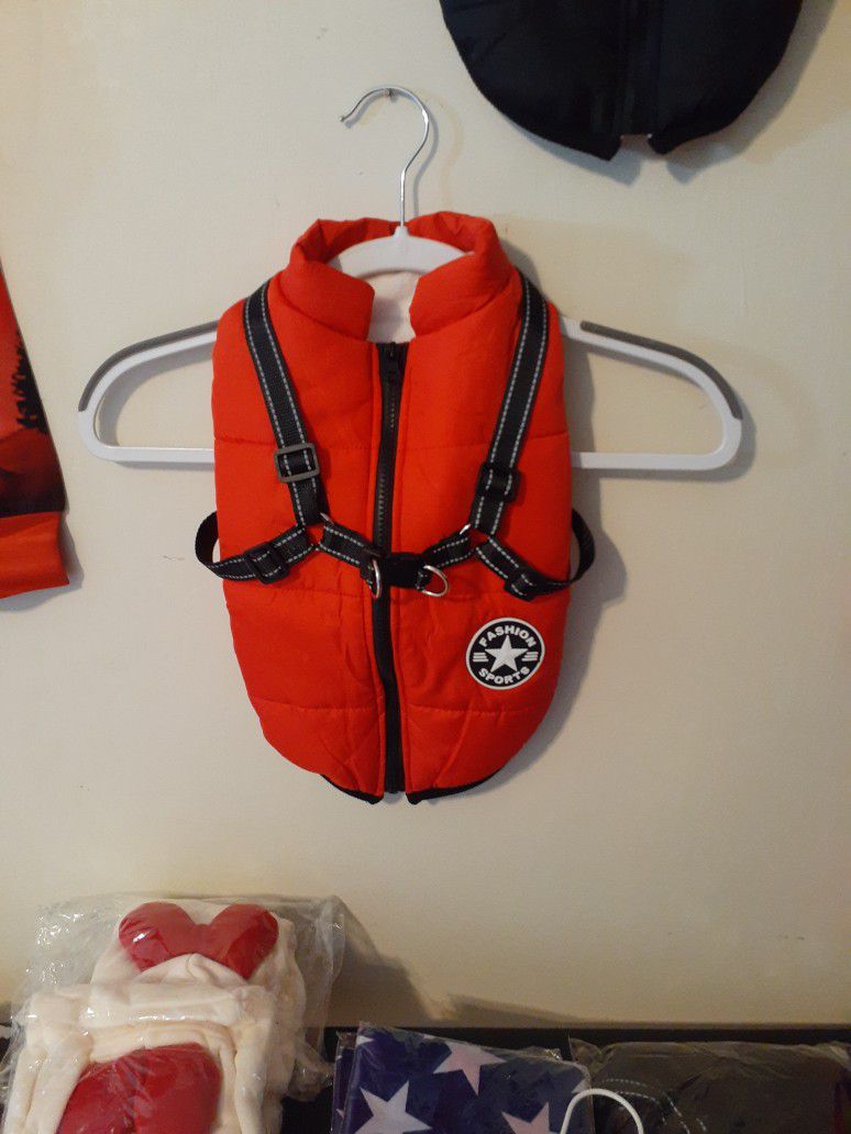 Dog Puffy Vest with Harness for leashes 