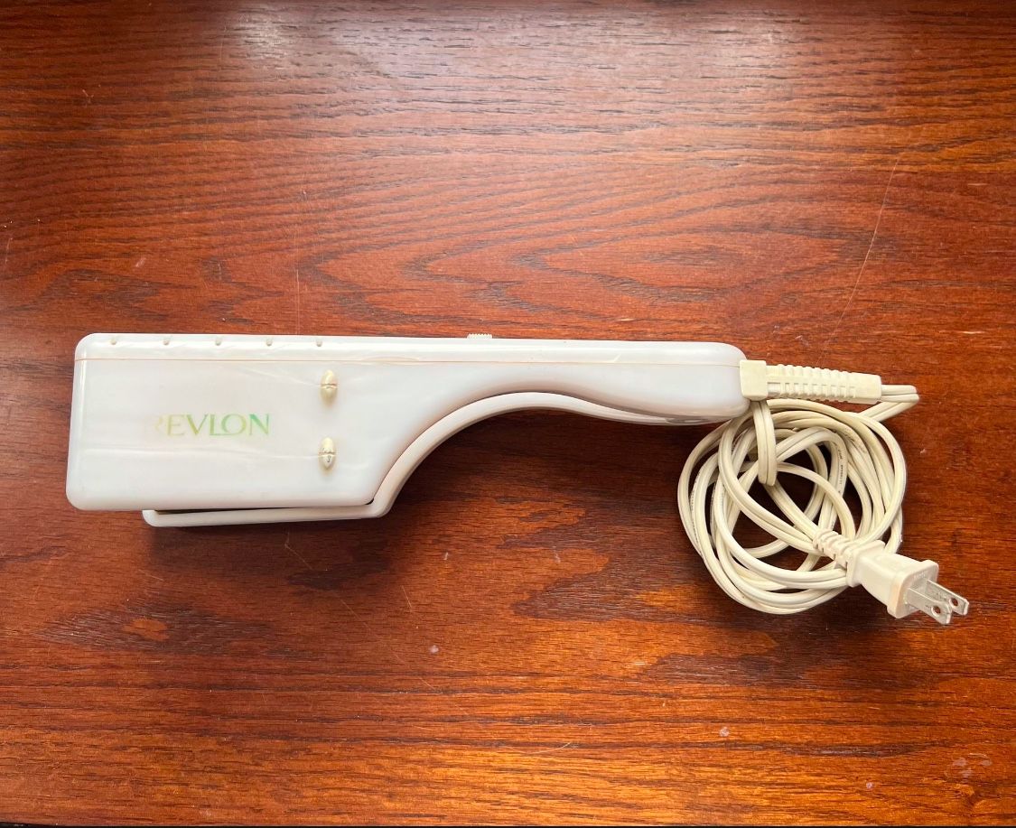 Revlon Hair Straightener Iron Lightly Used