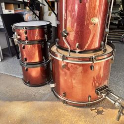 Rise by Sawtooth Full Size 5-Piece Drum Set + Zildjian Cymbals Bundle