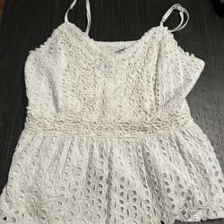 White crochet tank top with adjustable straps size large