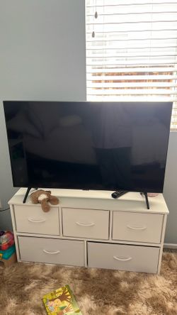 43 inch Samsung TV