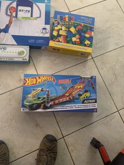 Hot Wheels Action Kit