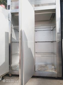 Refrigerator Para Sodas En Exelentes Condiciones Ago Deliver Y Garantizar 30 Días De Garantía $1050 Obo negociable