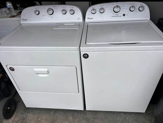 ⭐️Whirlpool Washer & Dryer Set - Clean, Reliable & Ready to Go!⭐️