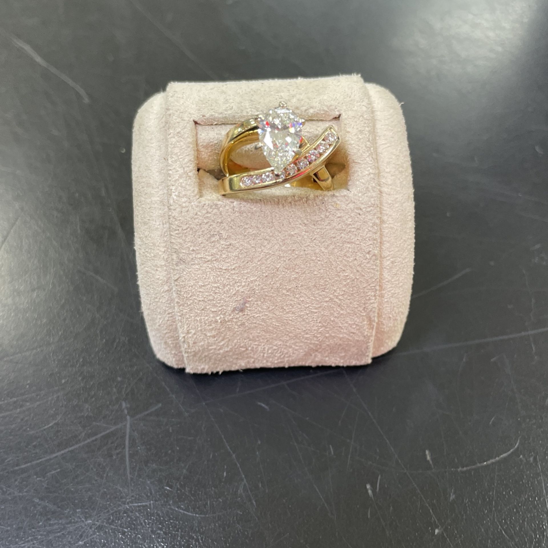 Engagement Ladies Ring