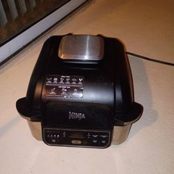 Ninja AG301 Foodi 5-in-1 Indoor Grill Air Fry, Roast, Bake, Dehydrate