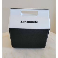 Igloo Lunchmate Hard Cooler Black & White