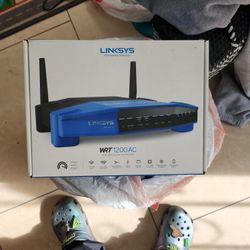 LINKSYS Wifi Router