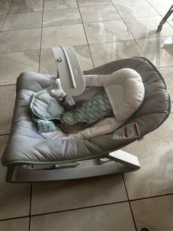 Baby Rocker / new open box