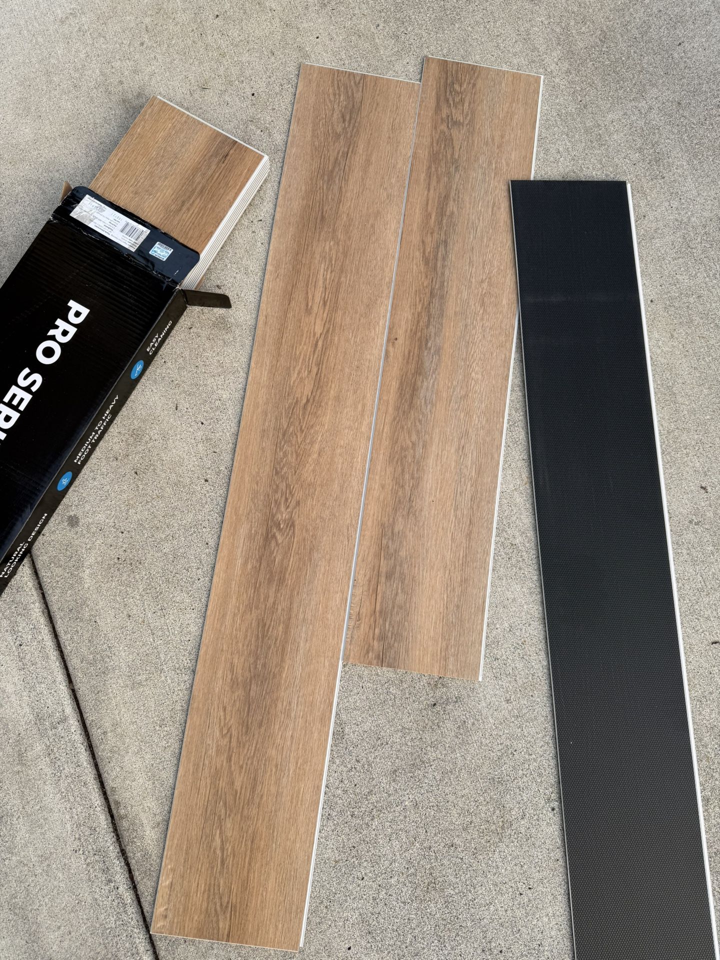 Have 216sqft Of This Lvp Flooring (1.50$ Per Sqft). PRICE FIRM