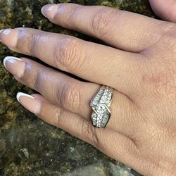 14K Gold Diamond Wedding Ring 